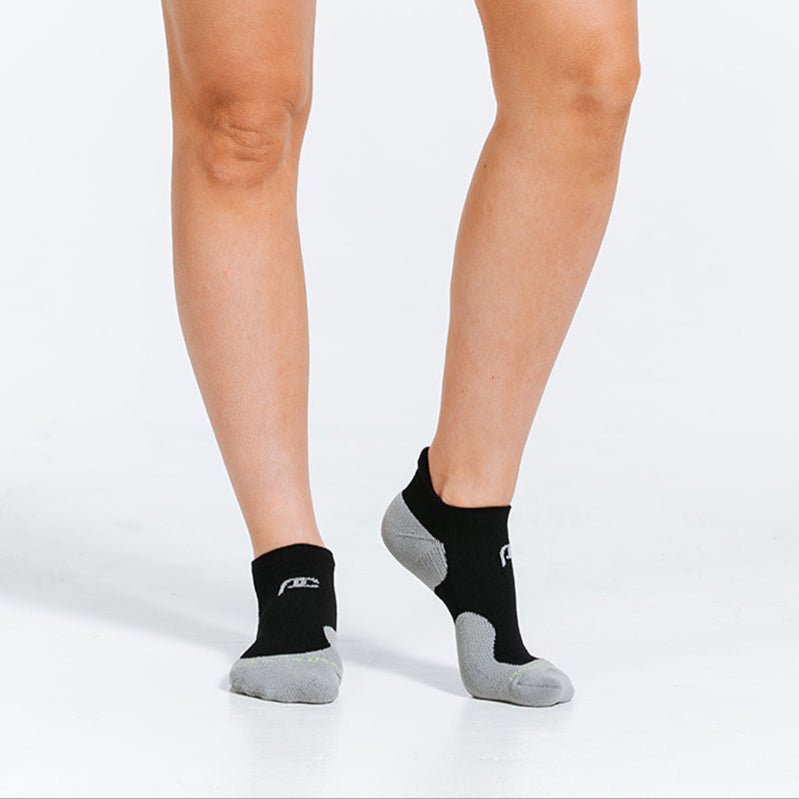 Trainer Low Tab, Black