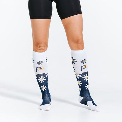 Marathon, Navy Blue Daisies